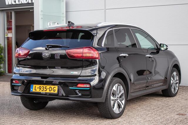 KIA e-Niro DynamicPlusLine 64 kWh | 3 Fase | schuif/-kanteldak | Stoel+stuurverw. | Nav