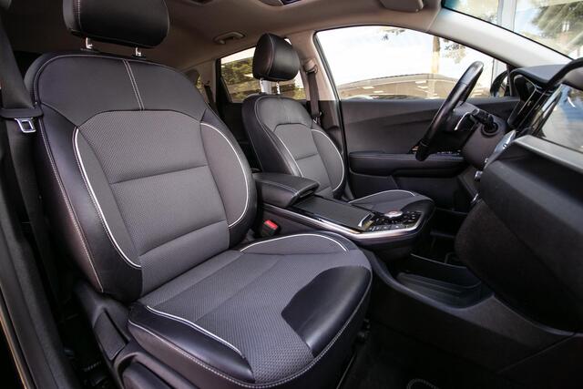 KIA e-Niro DynamicPlusLine 64 kWh | 3 Fase | schuif/-kanteldak | Stoel+stuurverw. | Nav