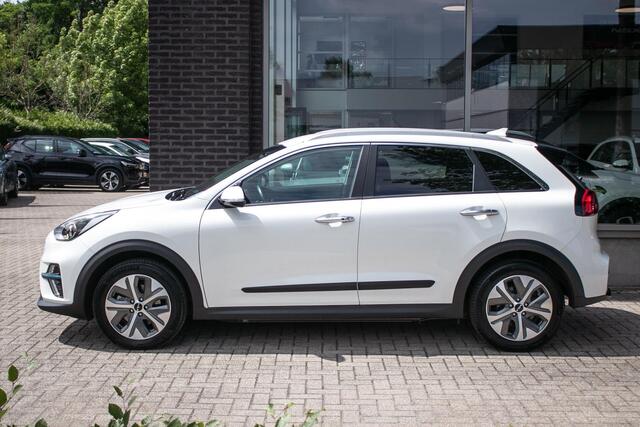KIA e-Niro Edition 64 kWh | 3 Fase | Stoel/stuurverw. | Carplay
