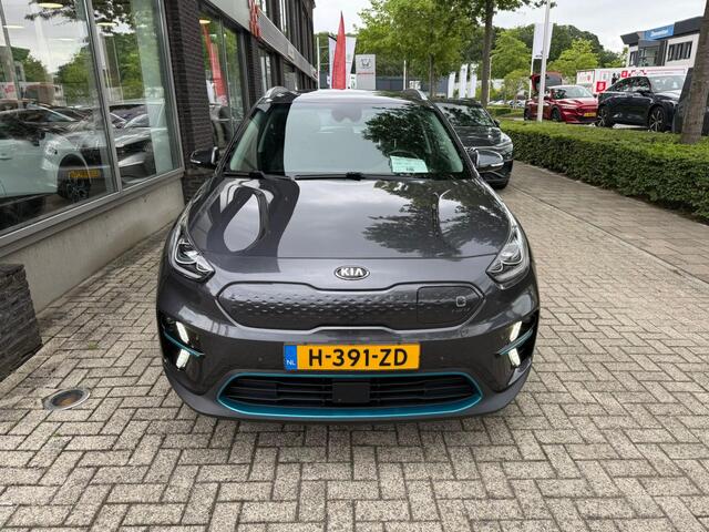 KIA e-Niro ExecutiveLine 64 kWh | 3 Fase | SOH 100% | Leer | Carplay | Stoelventilatie |