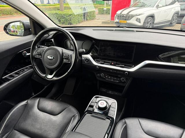 KIA e-Niro ExecutiveLine 64 kWh | 3 Fase | SOH 100% | Leer | Carplay | Stoelventilatie |