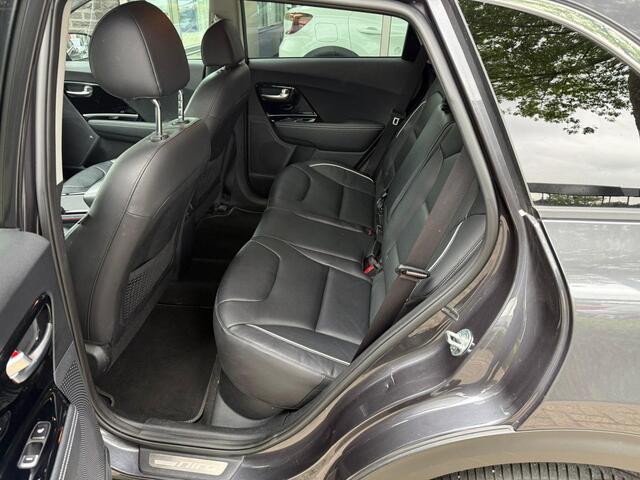 KIA e-Niro ExecutiveLine 64 kWh | 3 Fase | SOH 100% | Leer | Carplay | Stoelventilatie |