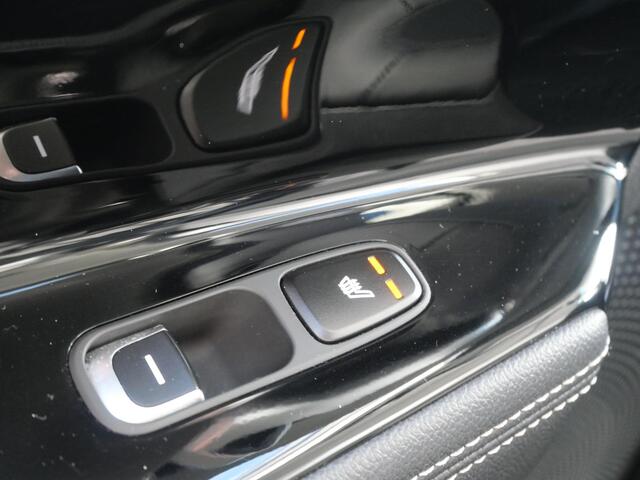 KIA e-Niro ExecutiveLine 64 kWh | Stoelverwarming-ventilatie | Schuif-kanteldak | Keyless | Electrische Stoelen |