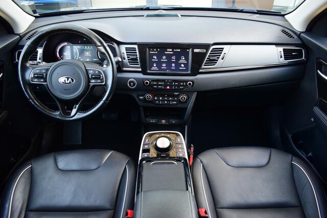 KIA e-Niro ExecutiveLine 64 kWh | Trekhaak | Memory | Camera | Lederen bekleding | Stoel/Stuurverwarming |