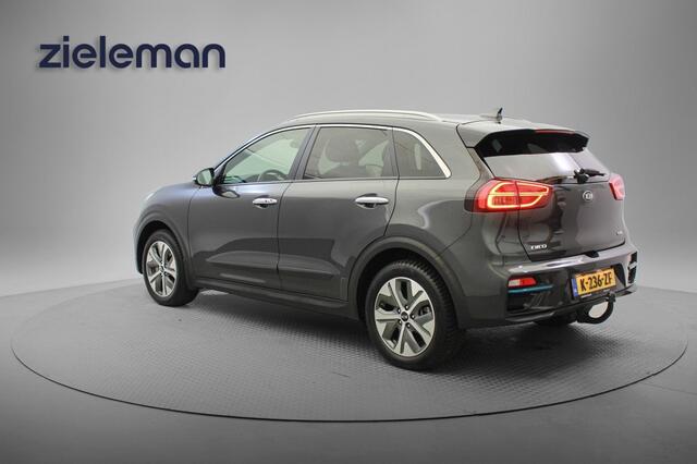 KIA e-Niro DynamicPlusLine 64 kWh 3 Fase - Carplay, Camera, Stoelverw. Trekhaak, Dakraam. SOH 99%
