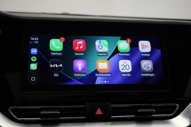 KIA e-Niro DynamicPlusLine 64 kWh 3 Fase - Carplay, Camera, Stoelverw. Trekhaak, Dakraam. SOH 99%