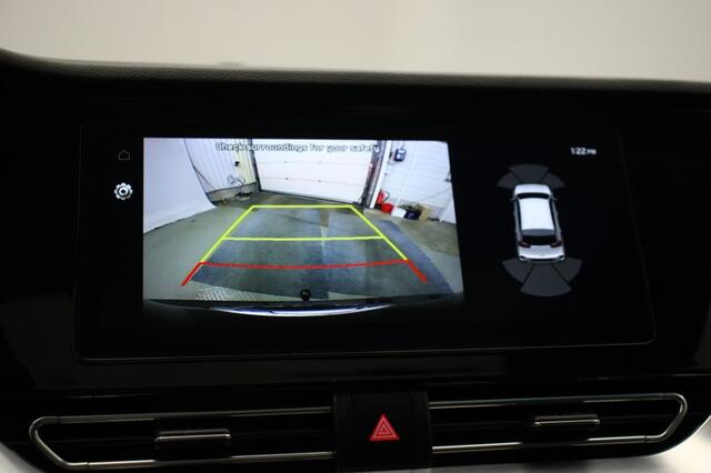 KIA e-Niro DynamicPlusLine 64 kWh 3 Fase - Carplay, Camera, Stoelverw. Trekhaak, Dakraam. SOH 99%