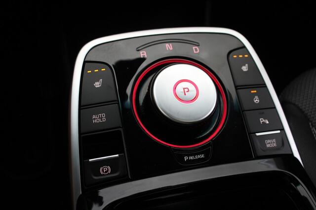 KIA e-Niro DynamicPlusLine 64 kWh 3 Fase - Carplay, Camera, Stoelverw. Trekhaak, Dakraam. SOH 99%