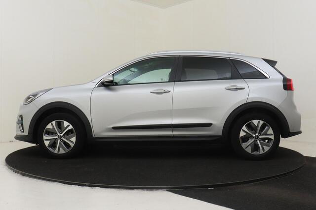 KIA e-Niro EXECUTIVELINE 64 kWh -CAMERA|POWER-SEAT|GEVENTILEERD|JBL|STOEL/STUURVERW.|KEYLESS|17"