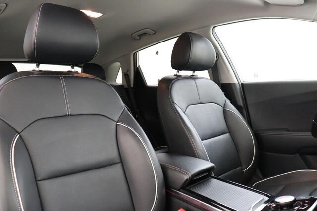 KIA e-Niro EXECUTIVELINE 64 kWh -CAMERA|POWER-SEAT|GEVENTILEERD|JBL|STOEL/STUURVERW.|KEYLESS|17"