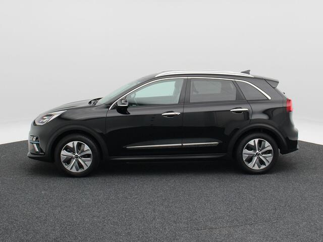 KIA e-Niro ExecutiveLine 64 kWh 204 Pk | Leder | Trekhaak | Camera | CarPlay | 17 Inch