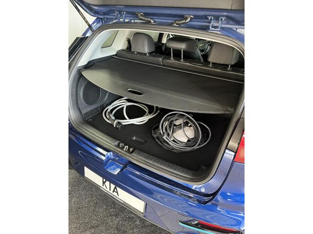 KIA e-Niro ExecutiveLine 64 kWh 1E EIGN/ECC/3 FASE/100%SOH/SCHUIFDAK