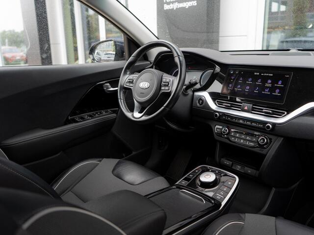 KIA e-Niro DynamicPlusLine 64 kWh | Schuif-kanteldak | Cruise | Clima | Carplay | Keyless | Stoel-stuurverwarming | Navi |