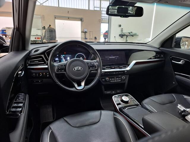 KIA e-Niro ExecutiveLine 64 kWh | Afneembare trekhaak | Stoelventilatie | Schuif/kanteldak