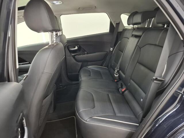 KIA e-Niro ExecutiveLine 64 kWh | Afneembare trekhaak | Stoelventilatie | Schuif/kanteldak