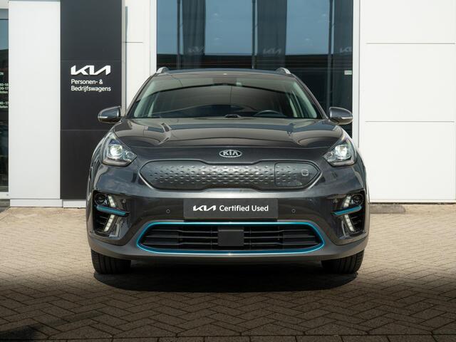 KIA e-Niro ExecutiveLine 64 kWh | Stoelverwarming/-ventilatie | Stuurverwarming | Schuif/-kanteldak | JBL | Achteruitrijcamera | Navi | PDC voor & achter