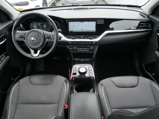 KIA e-Niro DynamicPlusLine 64 kWh | Schuif/kantel Dak | Stoel Stuur verwarming |