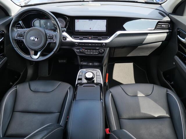 KIA e-Niro ExecutiveLine 64 kWh | Stoel Verkoeling | Schuif/Kantel dak | Elek. Stoelen |