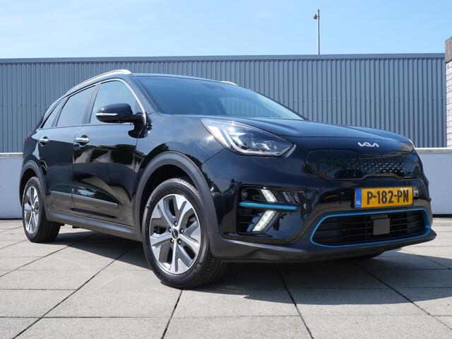 KIA e-Niro DynamicPlusLine 64 kWh | 3Fase | Cruise | Schuif-kanteldak | Navi | keyless | Carplay |