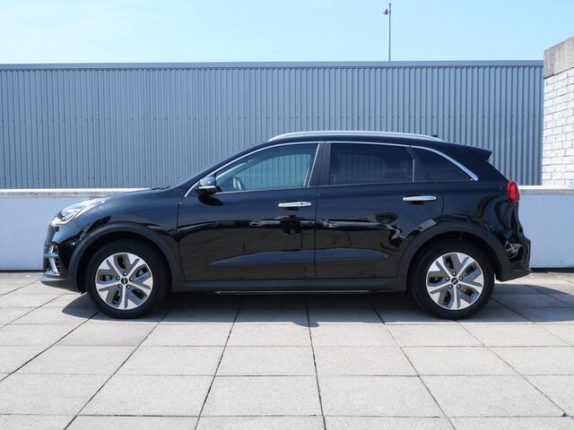 KIA e-Niro DynamicPlusLine 64 kWh | 3Fase | Cruise | Schuif-kanteldak | Navi | keyless | Carplay |