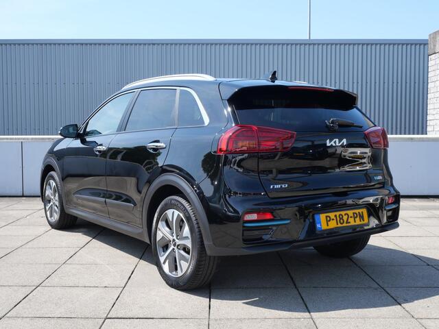 KIA e-Niro DynamicPlusLine 64 kWh | 3Fase | Cruise | Schuif-kanteldak | Navi | keyless | Carplay |