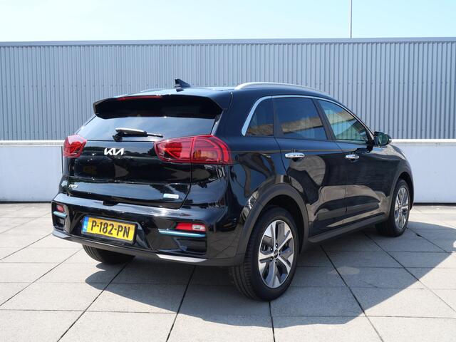KIA e-Niro DynamicPlusLine 64 kWh | 3Fase | Cruise | Schuif-kanteldak | Navi | keyless | Carplay |