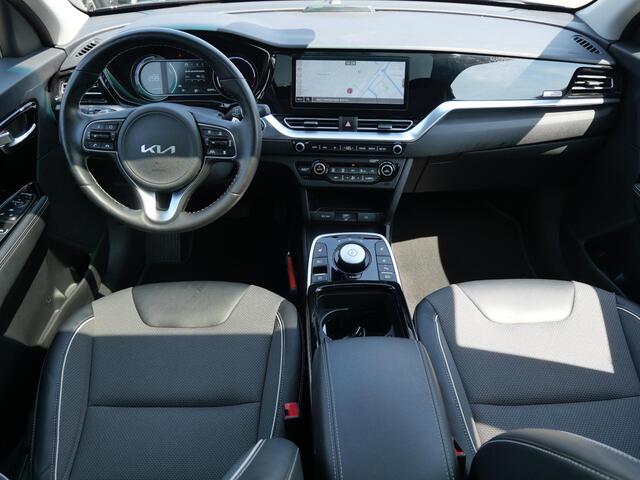 KIA e-Niro DynamicPlusLine 64 kWh | 3Fase | Cruise | Schuif-kanteldak | Navi | keyless | Carplay |
