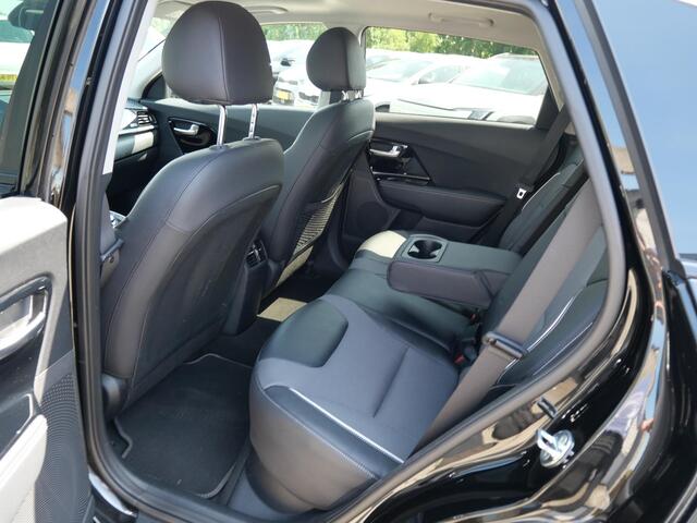 KIA e-Niro DynamicPlusLine 64 kWh | 3Fase | Cruise | Schuif-kanteldak | Navi | keyless | Carplay |