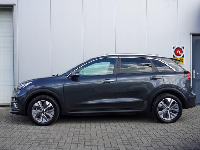 KIA e-Niro Dyn.PlusLine 64 kWh Schuifdak | Stoel&Stuur verwarm.| SoH 97%| NAP