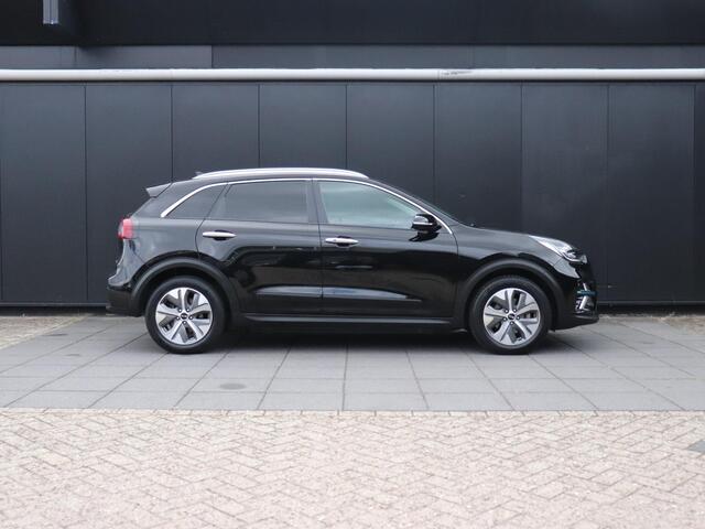KIA e-Niro ExecutiveLine 64 kWh | LEDER | MEMORY | STOEL/STUURVERW. | JBL AUDIO | CAMERA | ADAPT. CRUISE | NAVI | APPLE CARPLAY |