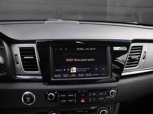 KIA e-Niro ExecutiveLine 64 kWh | LEDER | MEMORY | STOEL/STUURVERW. | JBL AUDIO | CAMERA | ADAPT. CRUISE | NAVI | APPLE CARPLAY |