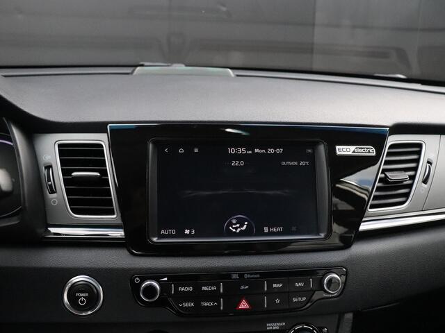 KIA e-Niro ExecutiveLine 64 kWh | LEDER | MEMORY | STOEL/STUURVERW. | JBL AUDIO | CAMERA | ADAPT. CRUISE | NAVI | APPLE CARPLAY |
