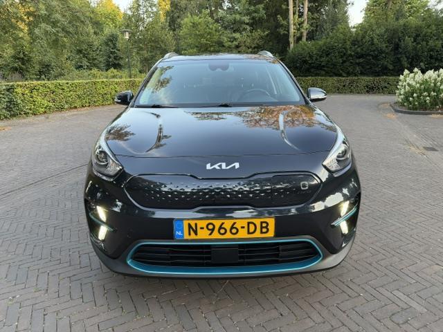 KIA e-Niro Edition 64 kWh 3-fase SOH 98,1%/Camera/Carplay/Led//Stuurverwarming/Garantie