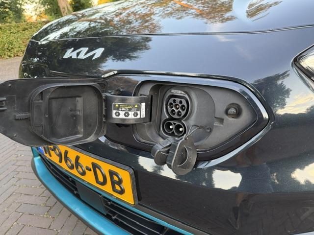 KIA e-Niro Edition 64 kWh 3-fase SOH 98,1%/Camera/Carplay/Led//Stuurverwarming/Garantie