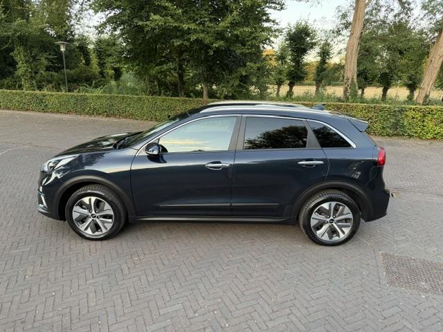 KIA e-Niro Edition 64 kWh 3-fase SOH 98,1%/Camera/Carplay/Led//Stuurverwarming/Garantie