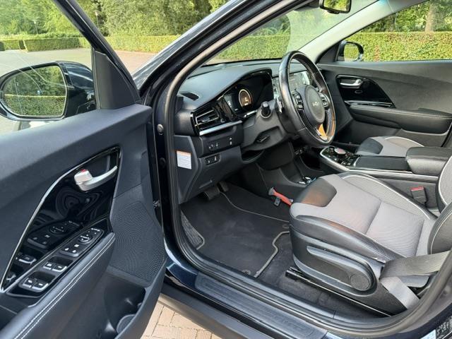 KIA e-Niro Edition 64 kWh 3-fase SOH 98,1%/Camera/Carplay/Led//Stuurverwarming/Garantie