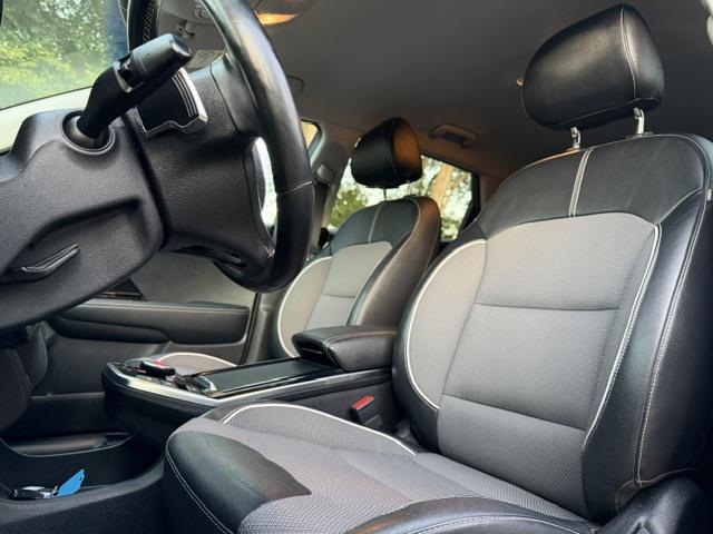 KIA e-Niro Edition 64 kWh 3-fase SOH 98,1%/Camera/Carplay/Led//Stuurverwarming/Garantie