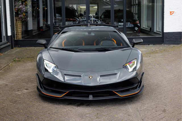 Lamborghini AVENTADOR 6.5 V12 SVJ ''1 di 900'' Grigio Telesto - BTW Auto - Sensonum - Collectors Item