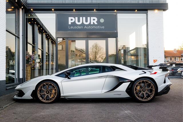 Lamborghini AVENTADOR 6.5 V12 SVJ ''Bianco Copanus Matte'' 1 di 900 - ex-Ribéry - Collectors Car