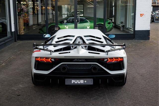 Lamborghini AVENTADOR 6.5 V12 SVJ ''Bianco Copanus Matte'' 1 di 900 - ex-Ribéry - Collectors Car