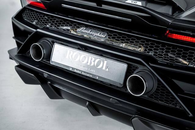 Lamborghini Huracán EVO RWD l Hermes interior l Matte black Wrapping |