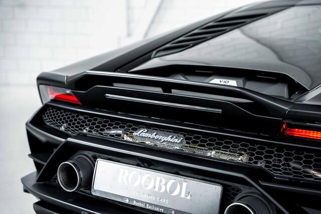 Lamborghini Huracán EVO RWD l Hermes interior l Matte black Wrapping |