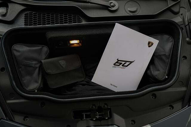 Lamborghini Huracán 5.2 V10 LP610-4 AVIO | 1 OF 250 | 1 EIGENAAR | DEALER ONDERHOUDEN | CRUISE CONTROL | STOELVERWARMING | ELEKTRISCHE STOELEN | LIFT | ACHTERUITRIJCAMERA | KERAMISCH | SENSONUM AUDIO |