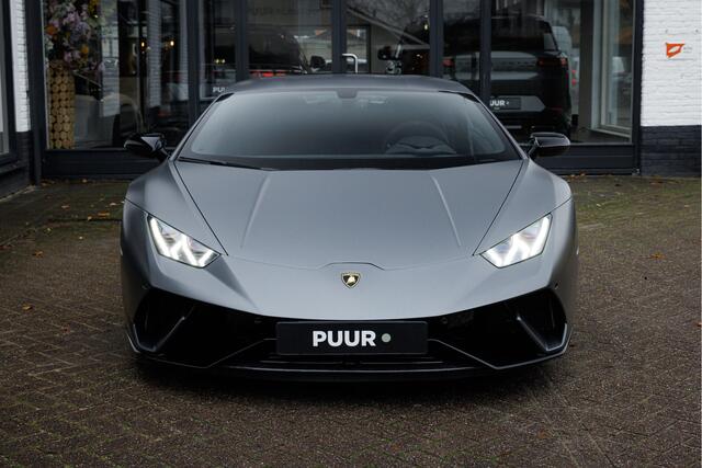Lamborghini Huracán 5.2 V10 Performante Lift - Lamborghini Historie - Camera
