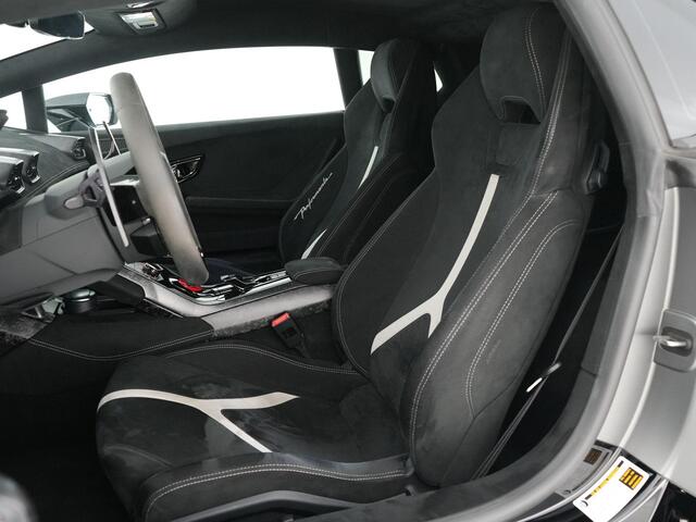 Lamborghini Huracán Performante 5.2 V10 |grigio titans|lift|Sensonum|ALA|1e lak|full PPF|stoelverwarming|achteruitrijcamera|forged carbon|