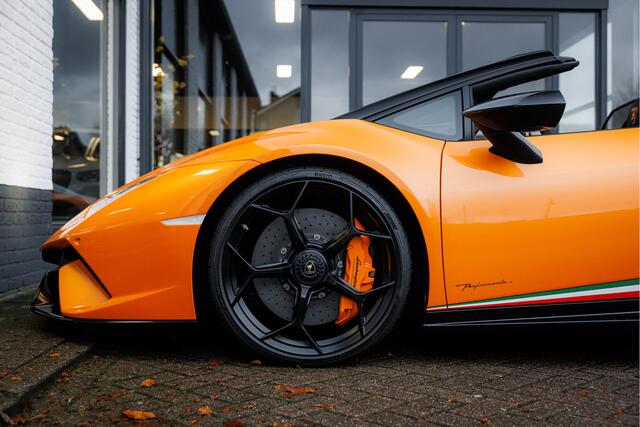 Lamborghini Huracán 5.2 V10 Performante Spyder Arancio Borealis - Centerlock - Sensonum Audio