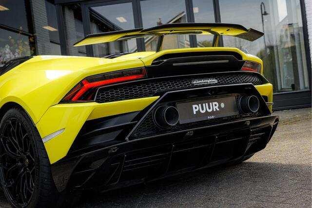 Lamborghini Huracán 5.2 V10 EVO Spyder NOVITEC Giallo Tenerife Lift - Sport Seats - Lamborghini Service Historie