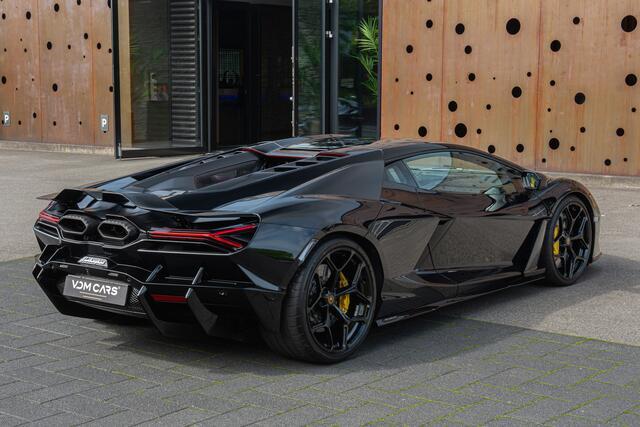 Lamborghini Revuelto 6.5 V12 HPEV | Passengerdisp. | Corsa Tex | Carbon Int. | High Assistant |