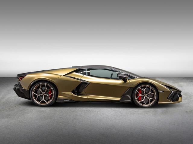 Lamborghini Revuelto Revuelto MY2025