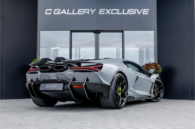 Lamborghini Revuelto 6.5 V12 - Alcantara | Carbon | Passenger Display | 21"